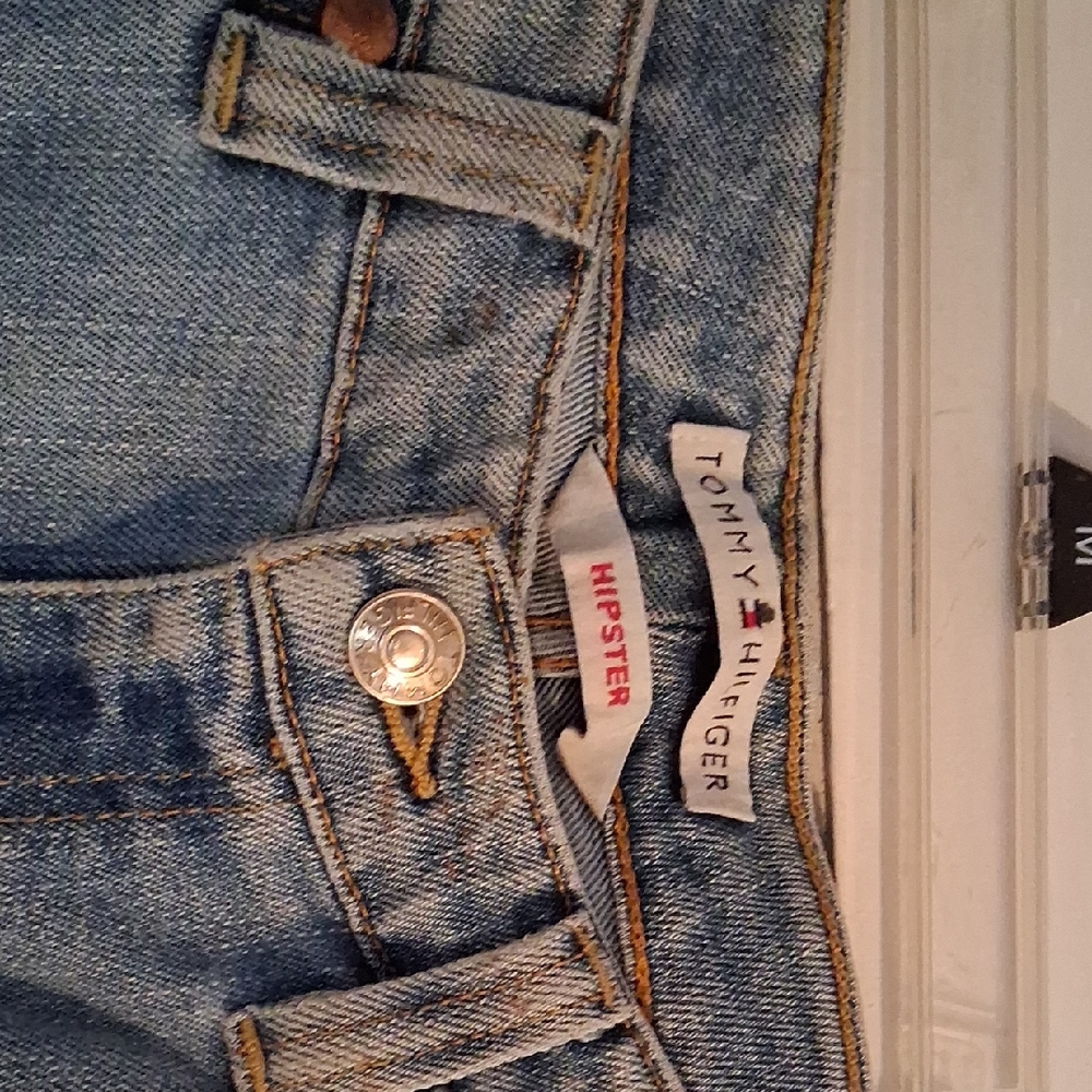 Tommy Hilfiger Women's Light Blue High Rise Jeans